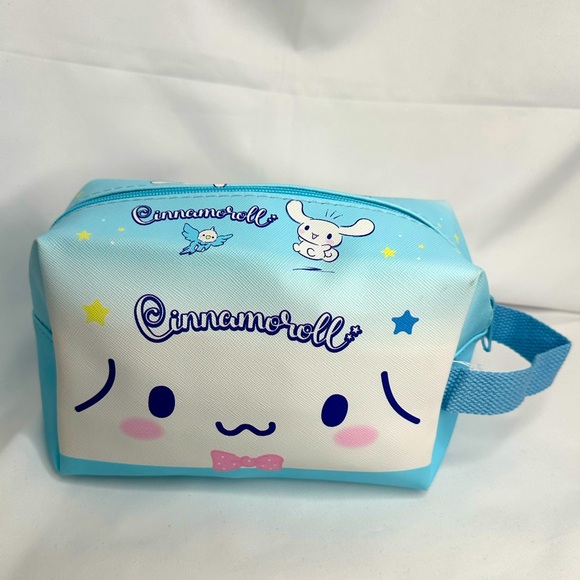 Sanrio Hello Kitty & Friends 8" x 4.5" x 4" Bag With Handle - Picture 3 of 10